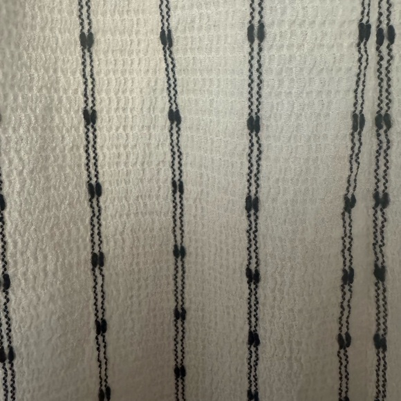 LOFT Dot Stripe Flutter Square Neck Top / Size Large (Never Worn) - Picture 9 of 12